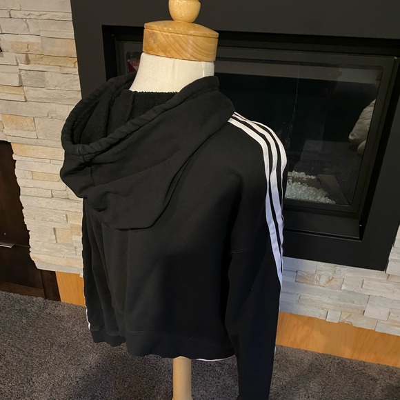 adidas cropped hoodie - Picture 3 of 5